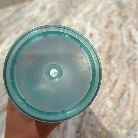 Starbucks Cup - Picture 4 of 6